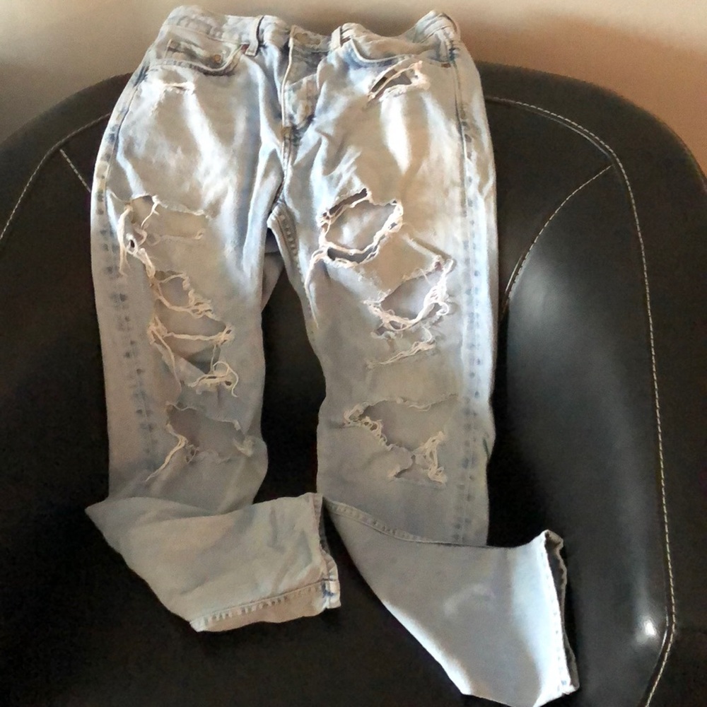 BOYFRIEND RIPPED JEANS FROM &Denim